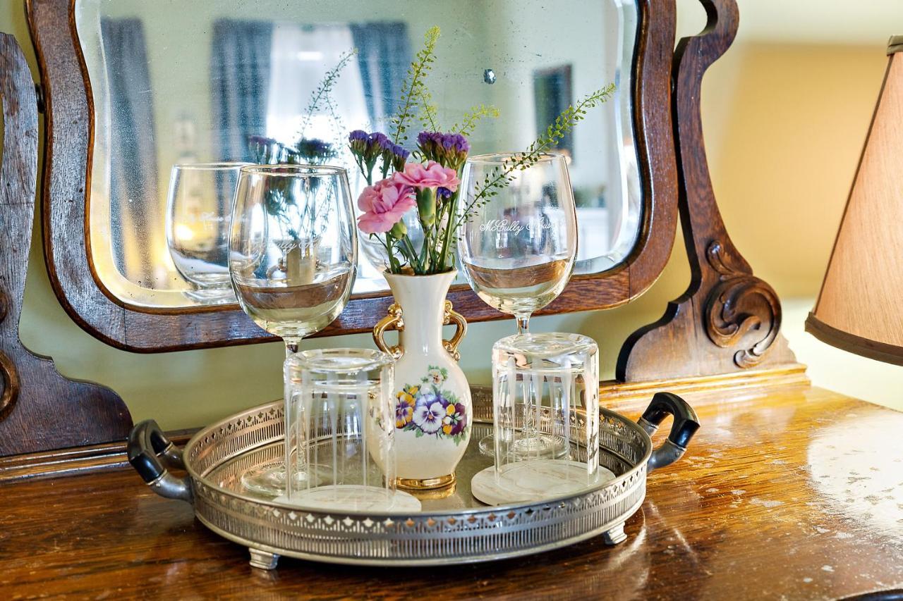 Mccully House Inn แจ็คสันวิลล์ ภายนอก รูปภาพ