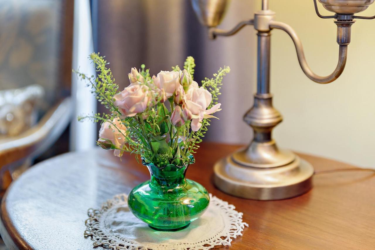 Mccully House Inn แจ็คสันวิลล์ ภายนอก รูปภาพ