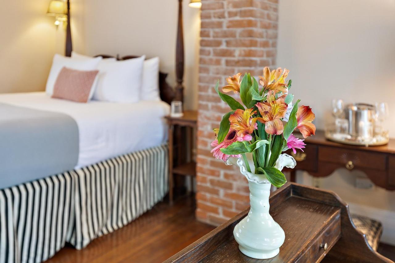 Mccully House Inn แจ็คสันวิลล์ ภายนอก รูปภาพ