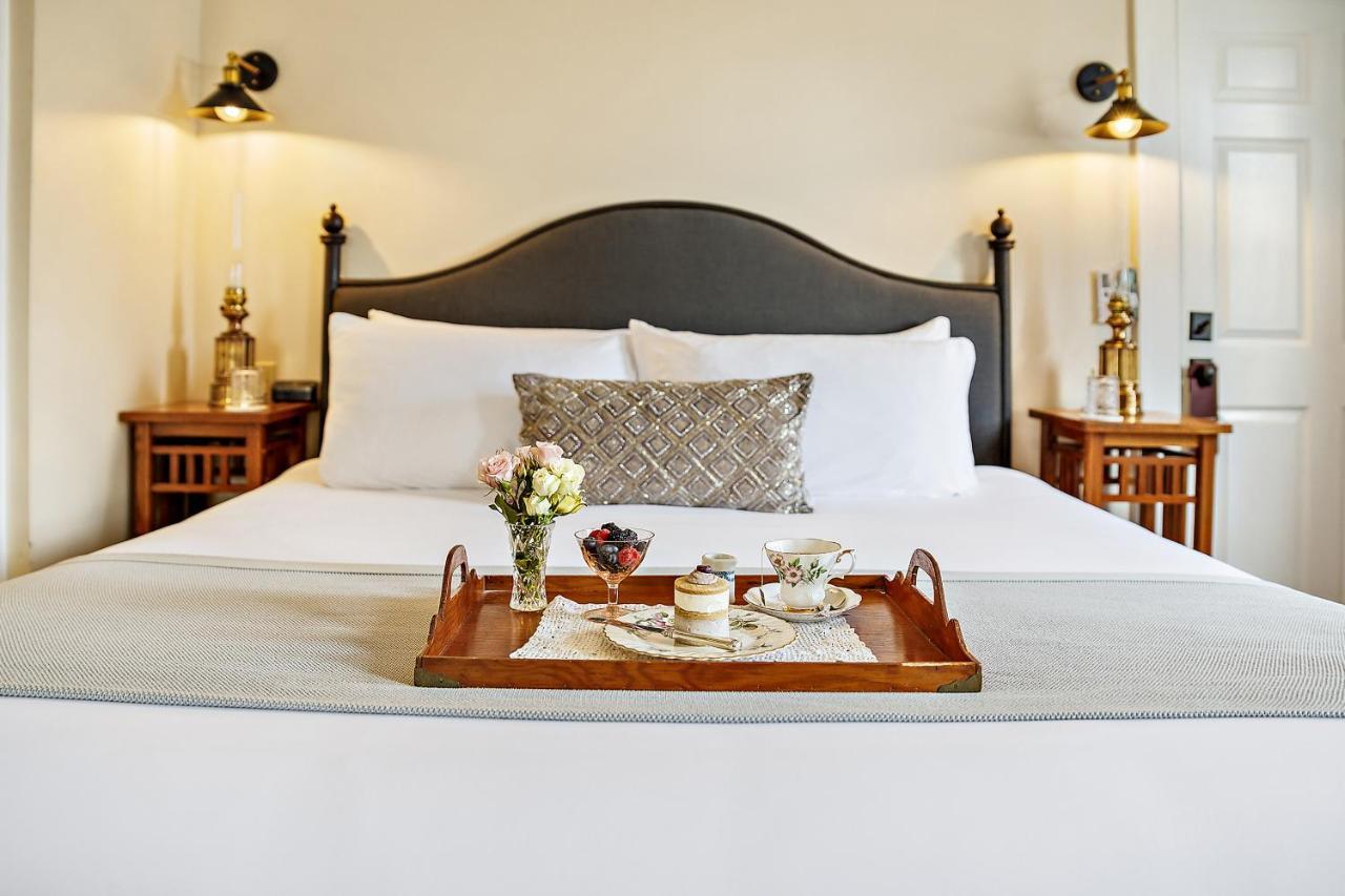Mccully House Inn แจ็คสันวิลล์ ภายนอก รูปภาพ